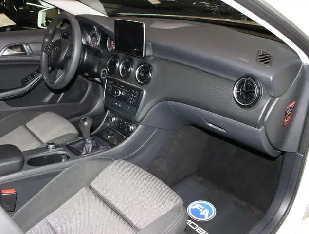 Mercedes-Benz A-Class view 9