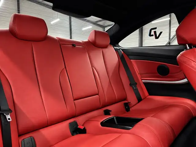 BMW 4 Series view 11