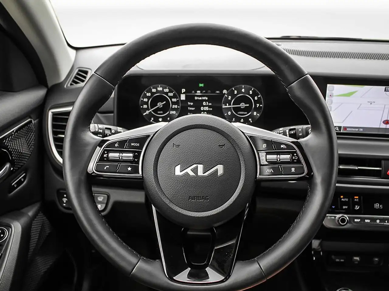 Kia Seltos снимка Kia Seltos