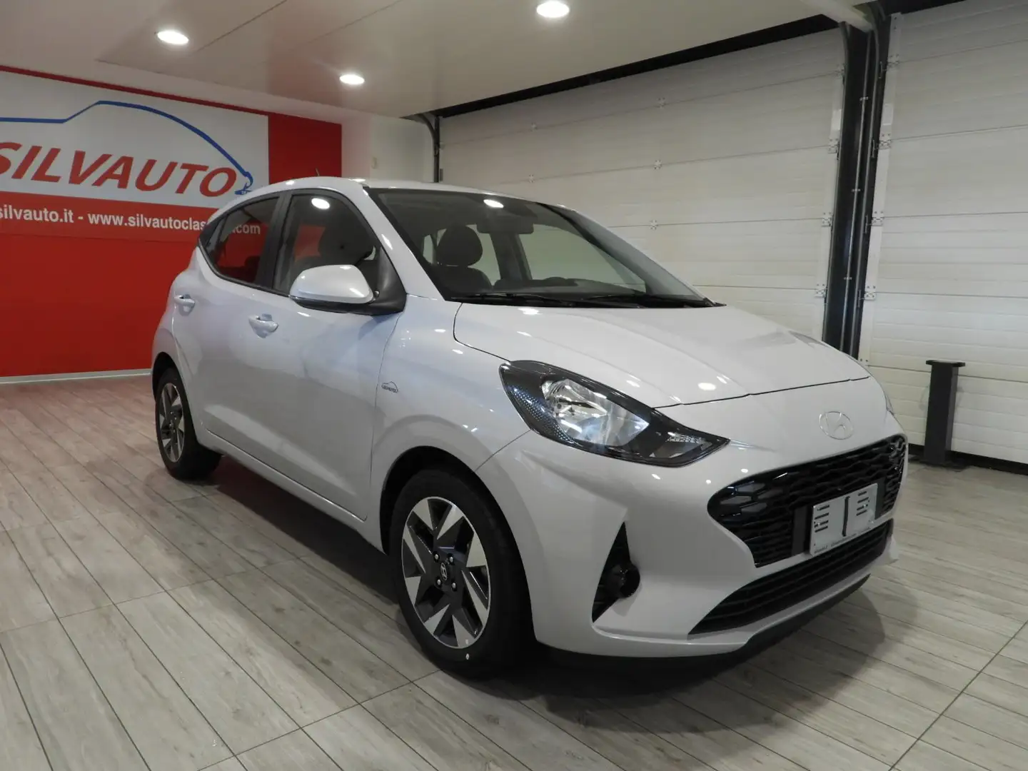 Hyundai i10 HYUNDAI NUOVA I10 MPI CONNECTLINE MY’ 25 Grigio - 2