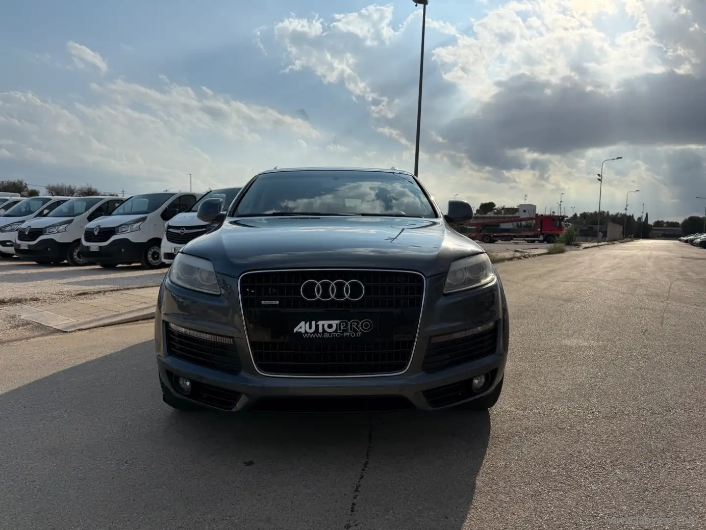 Audi Q7 4.2 V8 TDI quattro tiptronic Grey - 1