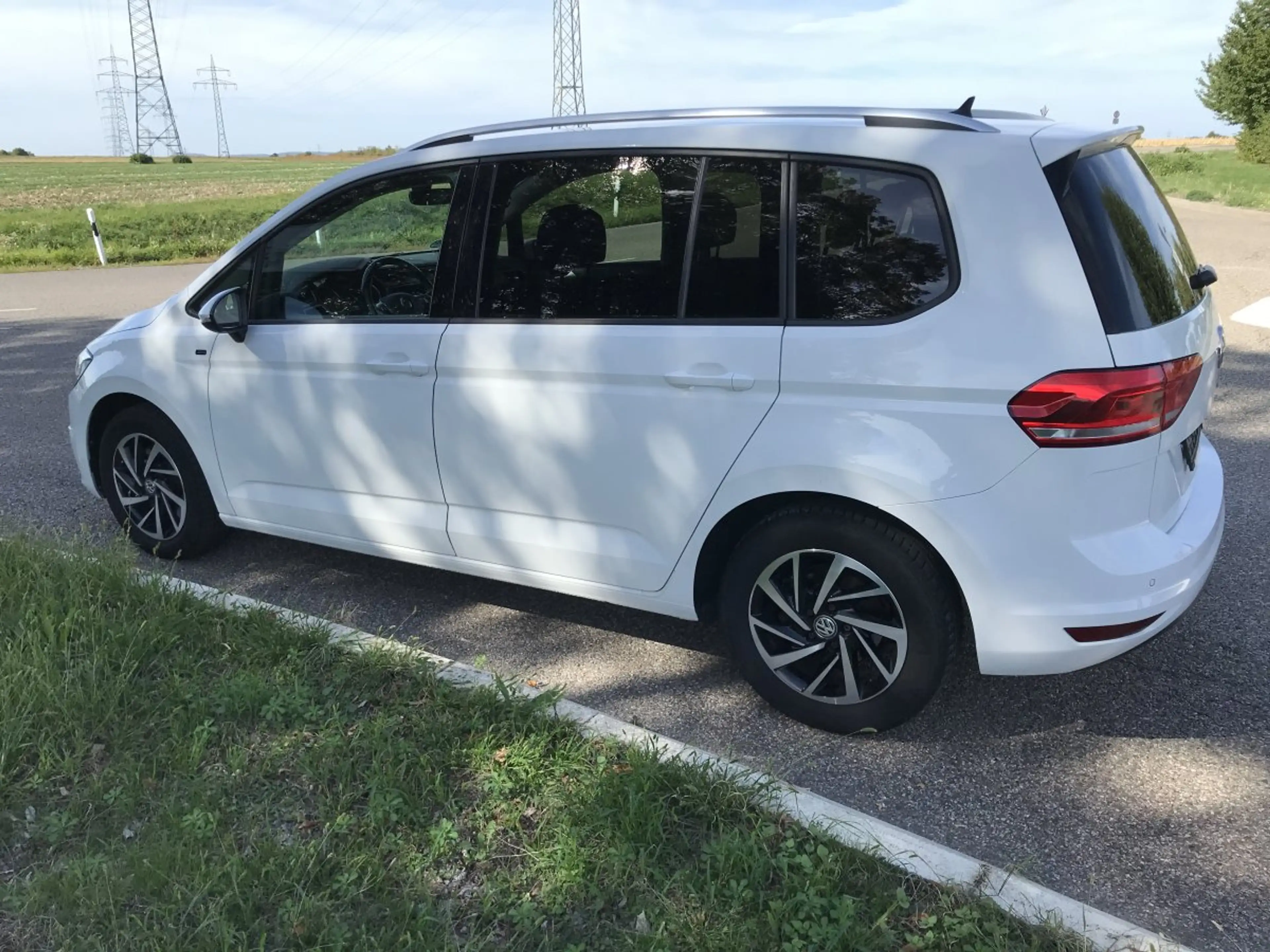 Volkswagen Touran Join 1,5 TSI DSG 1.Hand*AHK*Kamera*LED*Sitzh.*ACC* — photo 5