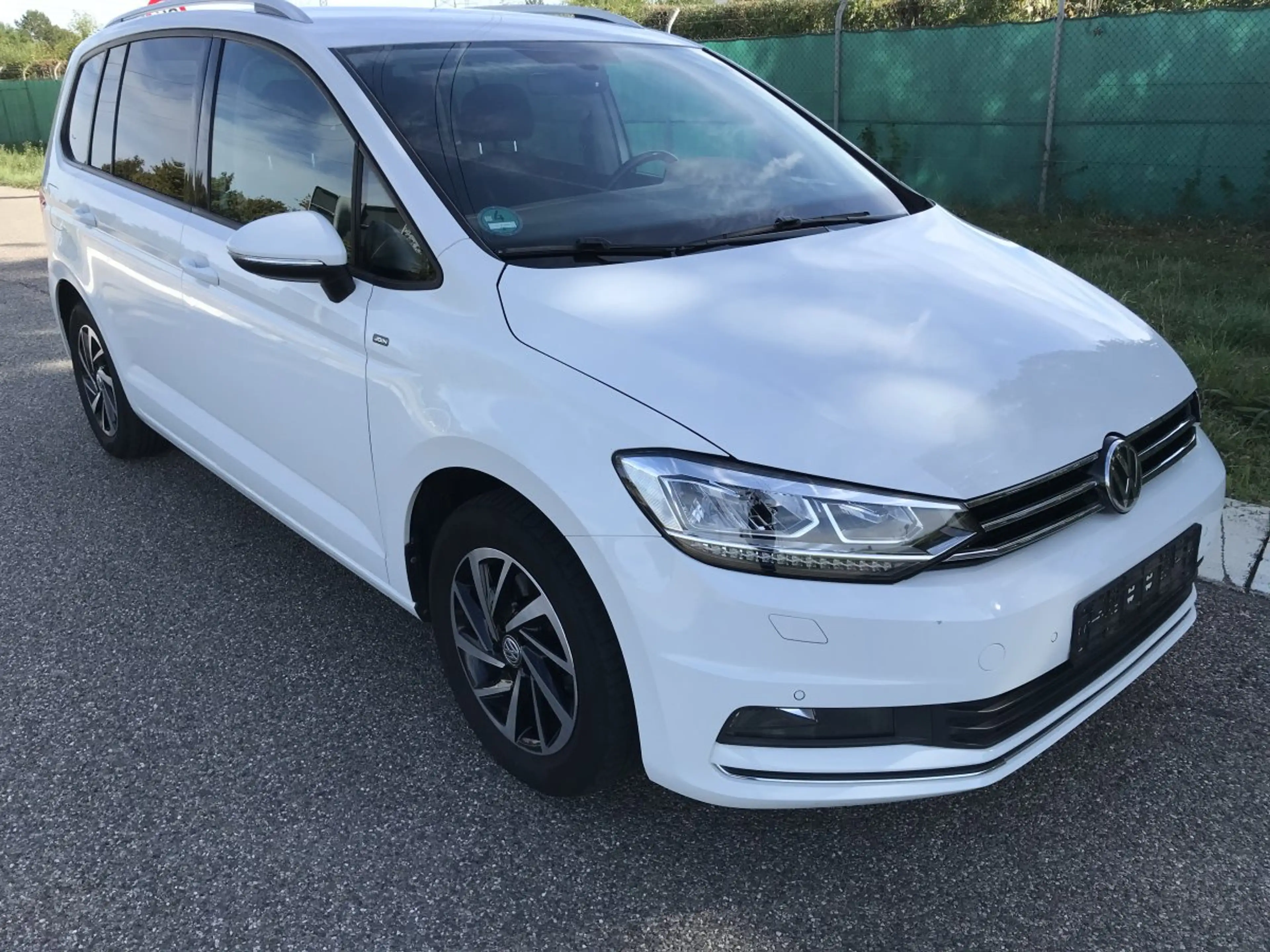 Volkswagen Touran Join 1,5 TSI DSG 1.Hand*AHK*Kamera*LED*Sitzh.*ACC* — photo 2