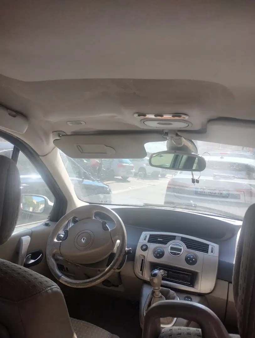 Renault Scenic Scenic 1.9 dCi 120 Confort Authentique Beige - 1