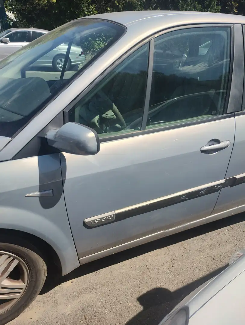 Renault Scenic Scenic 1.9 dCi 120 Confort Authentique Beige - 2