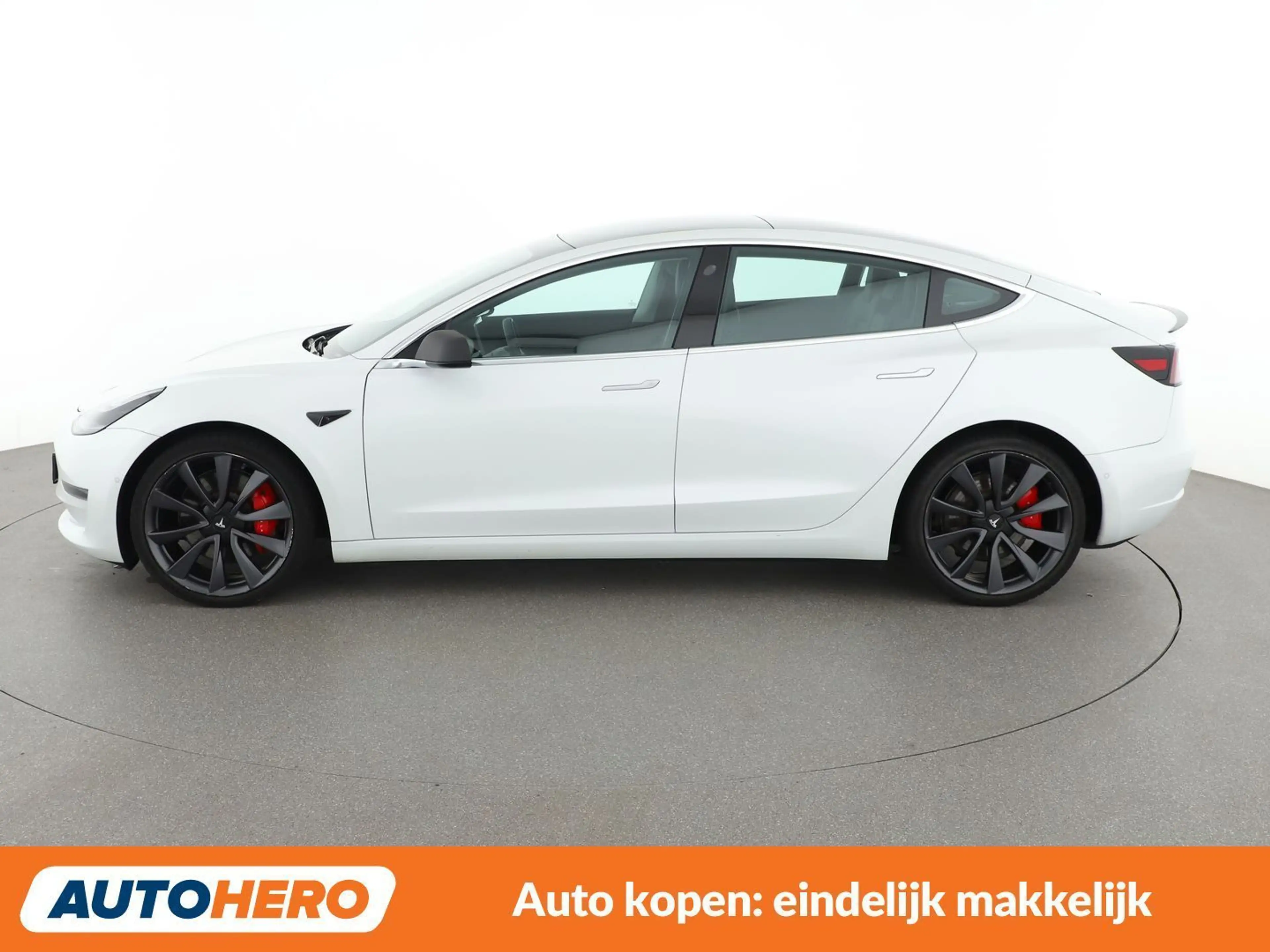 Tesla Model 3 Performance Dual Performance Dual AWD — photo 3