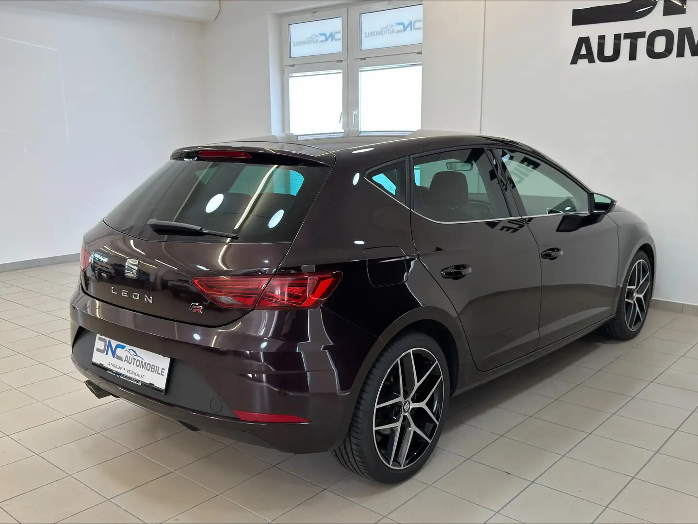SEAT Leon FR 1,4 TSI ACT DSG Beats Audio Violett - 2