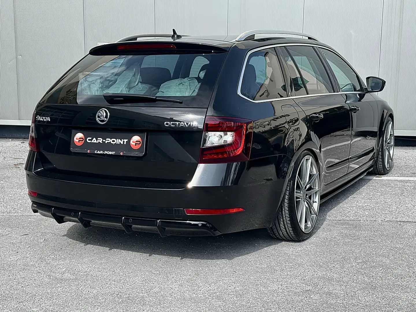Skoda Octavia Combi 2,0 TSI Style DSG Schwarz - 2