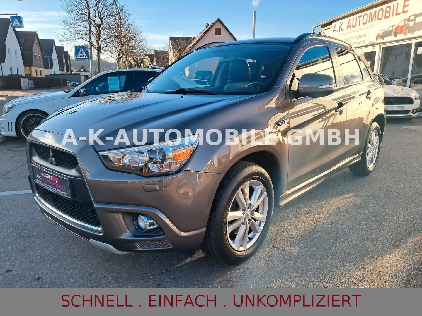 Mitsubishi ASX Instyle 4WD*PANO*XENON*KAMERA*NAVI* Braun - 1