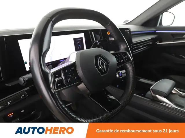 Renault Austral view 11