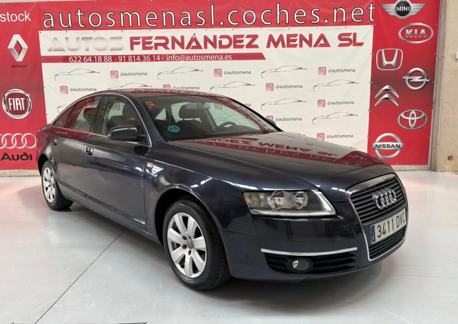 Audi A6 Avant 2.4 V6 Negro - 1