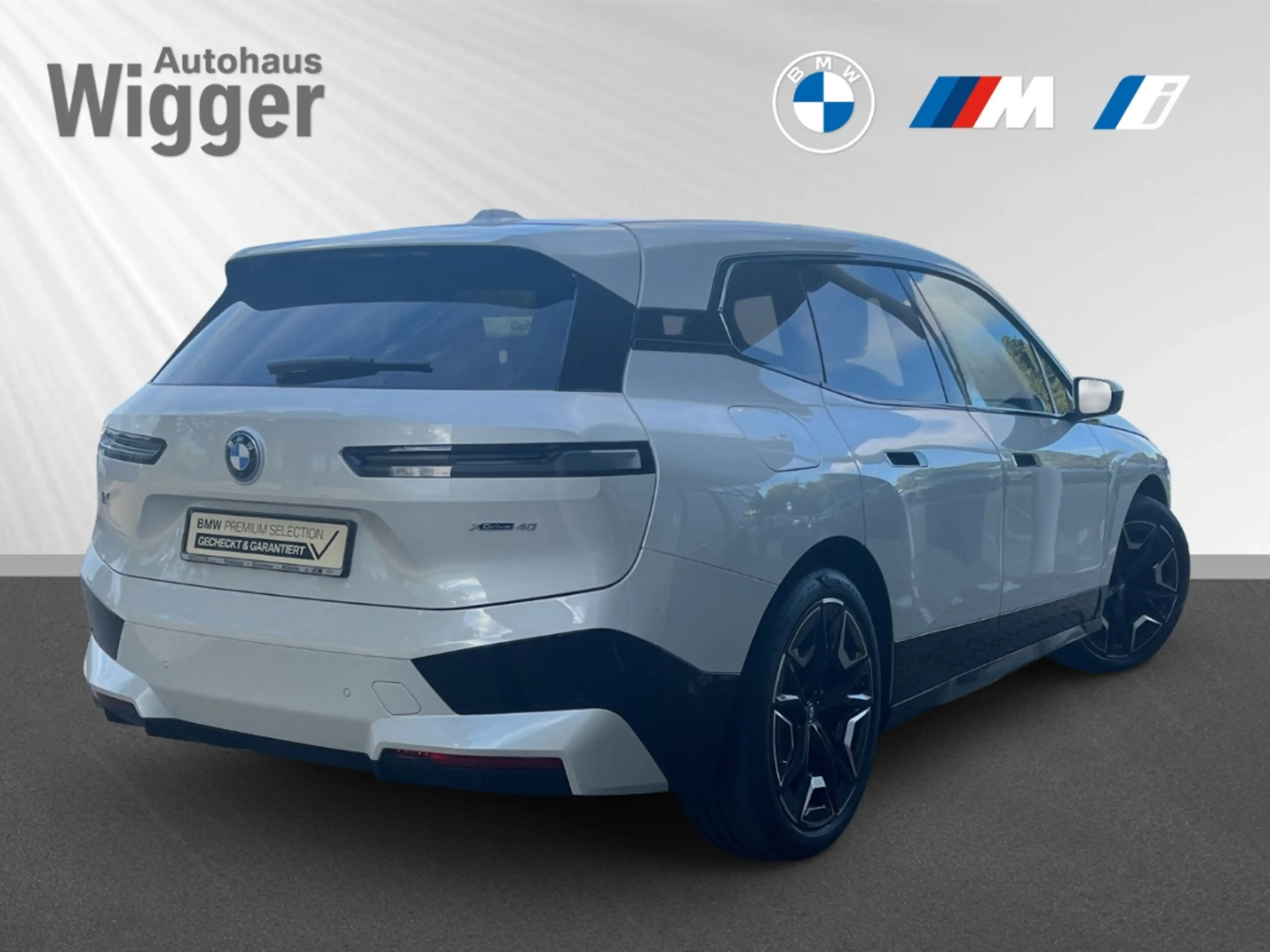 BMW iX Sport xDrive40/HUD/AHK/HarmanKardon/ACC/Leder — photo 3