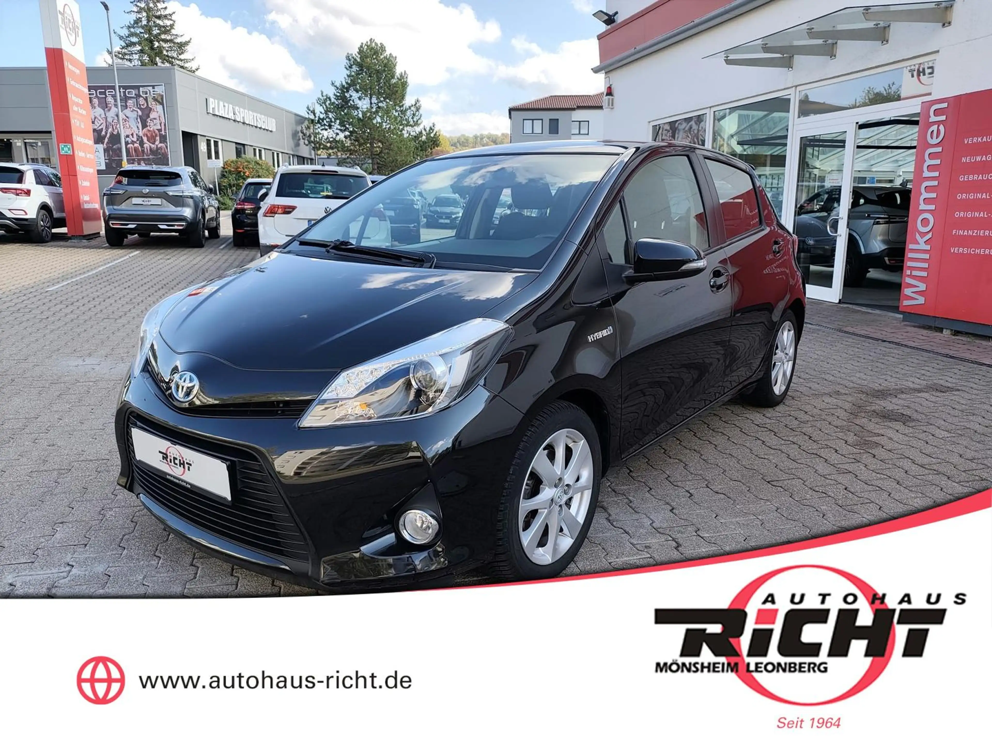 Toyota Yaris 1.5 Hybrid Club Kamera Pano