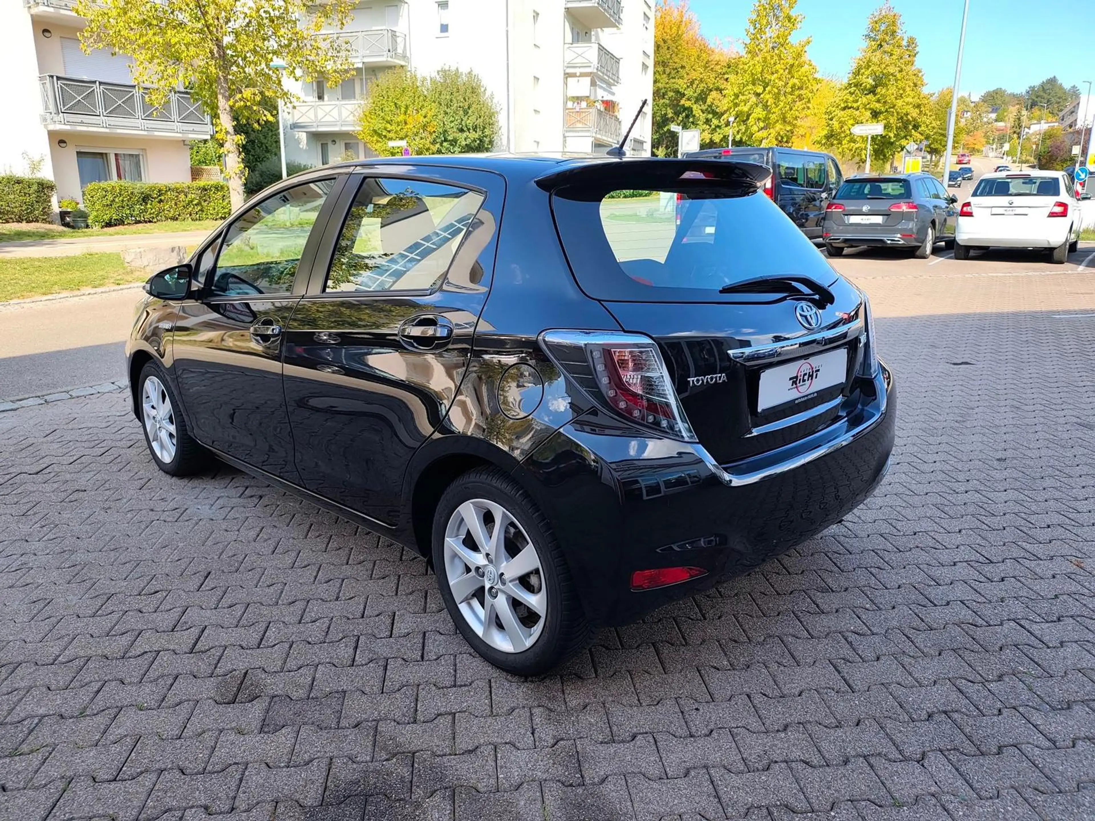 Toyota Yaris 1.5 Hybrid Club Kamera Pano — photo 5