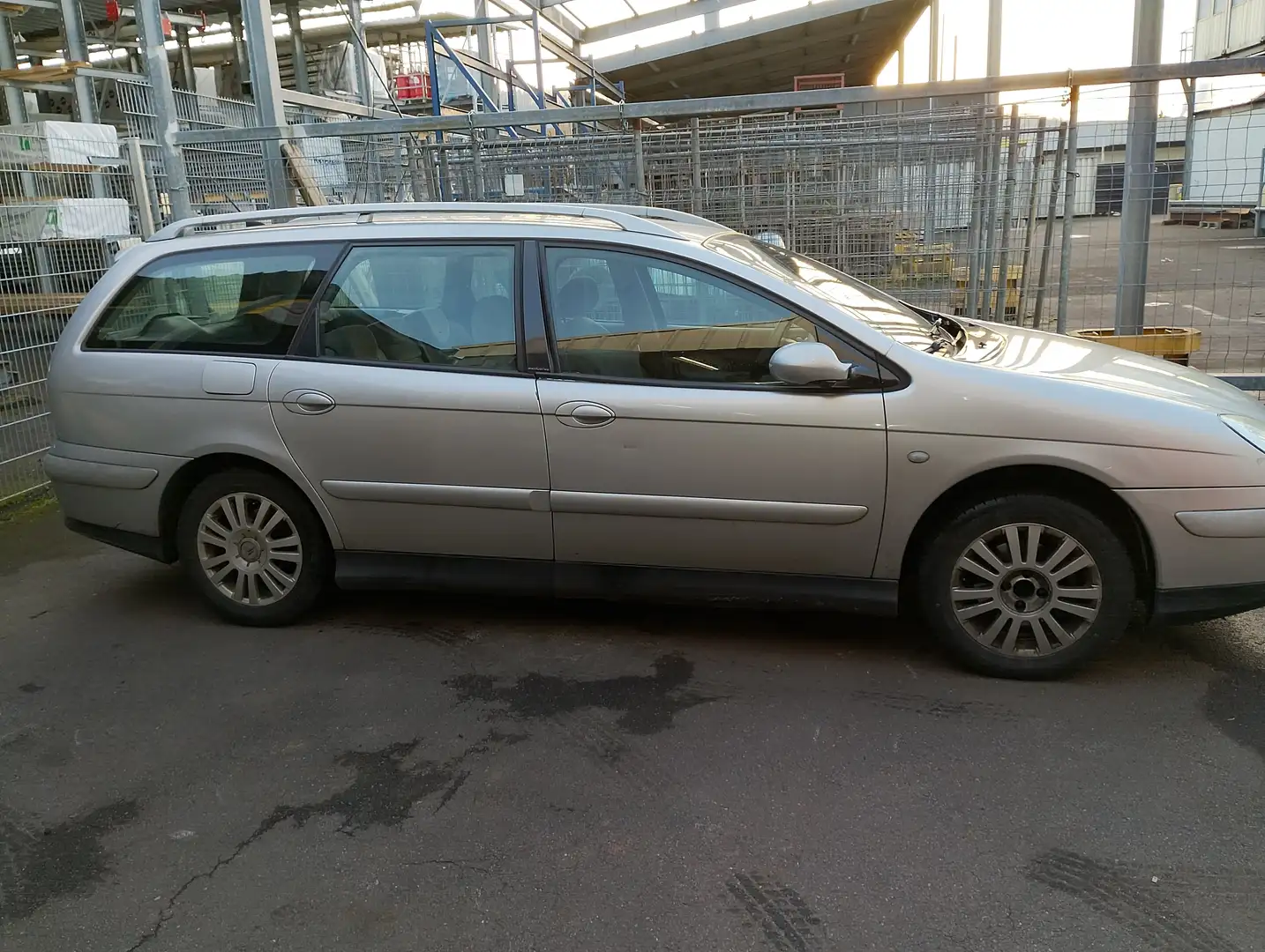 Citroen C5 C5 Kombi 2.2 HDI SX Silber - 2