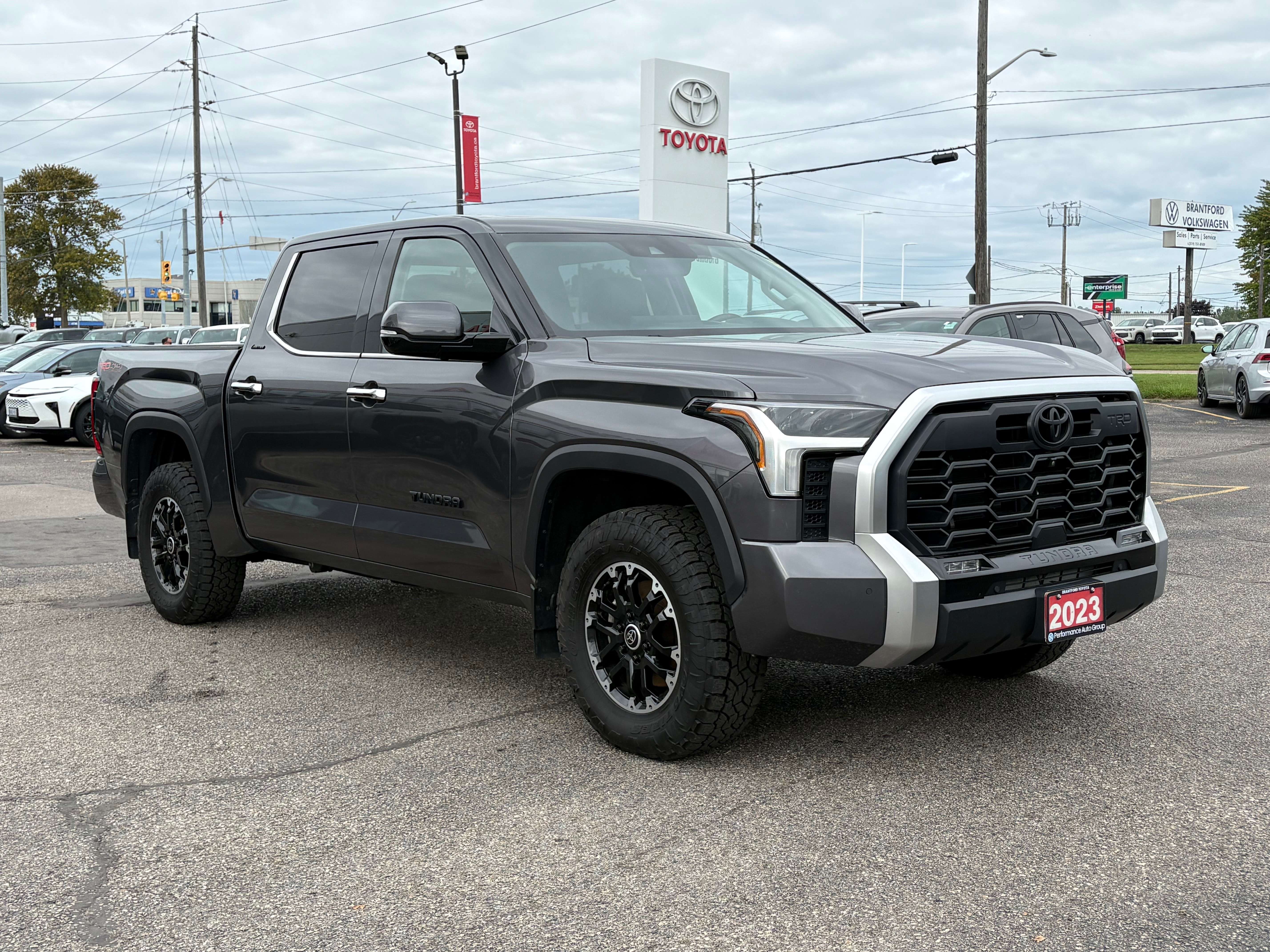 2023 Toyota Tundra (sold) -LIMITED - OFF ROAD PACKAGE - TONNEAU COVER — снимка 1