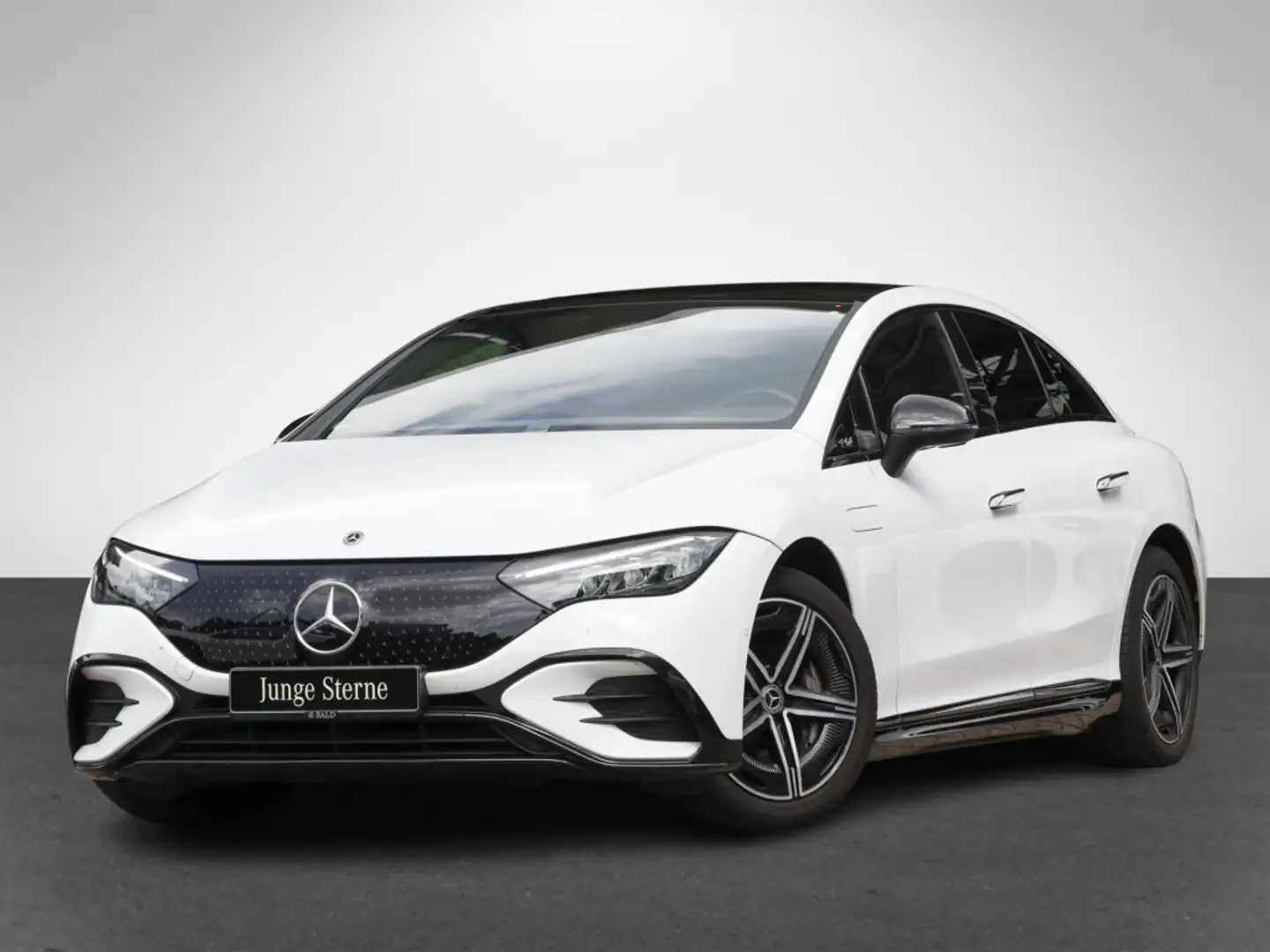 Mercedes-Benz EQE 300 AMG-Sport+Pano+Night+Ambiente+Cam+LED Weiß - 2