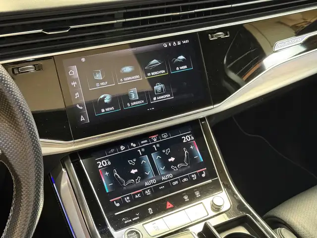 Audi Q7 view 24