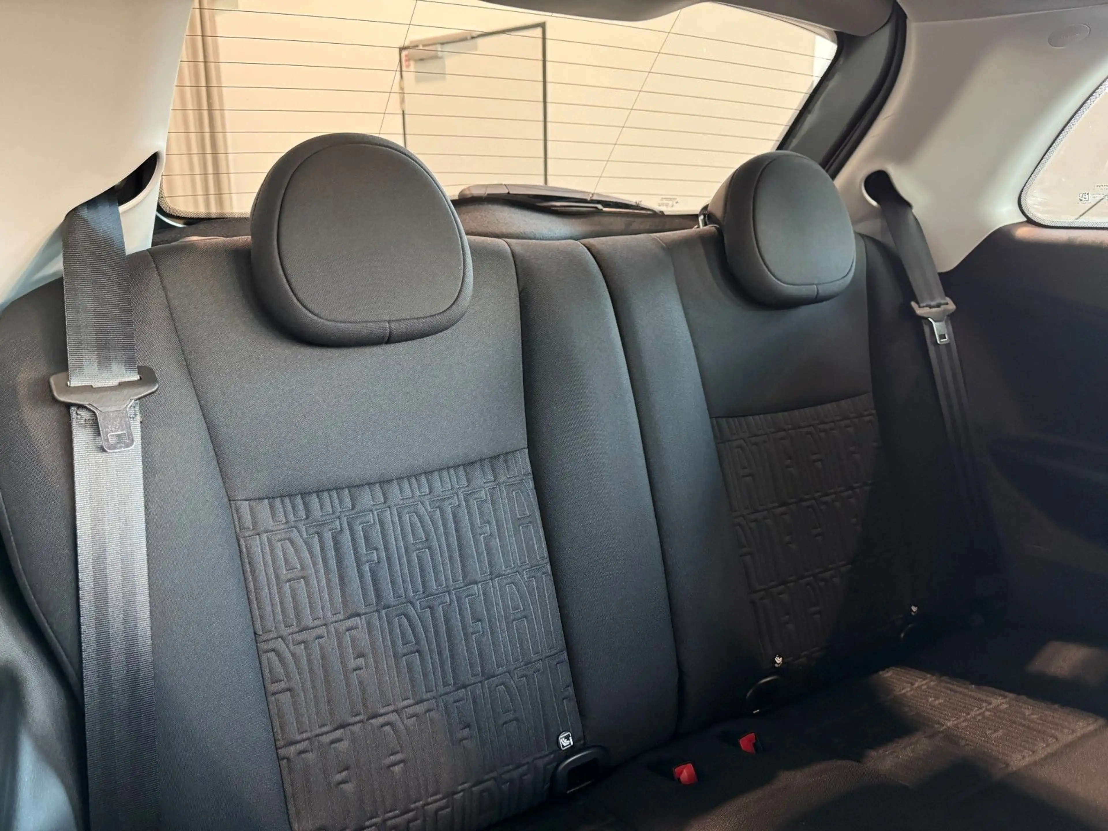 Fiat 500e 42kW/h SmartphoneInt SpurhalteA Shzg Kamera — photo 13