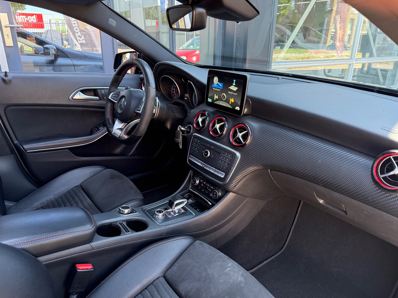 Mercedes-Benz A 45 AMG 4MATIC | Pano | Camera | Cruise — photo 11