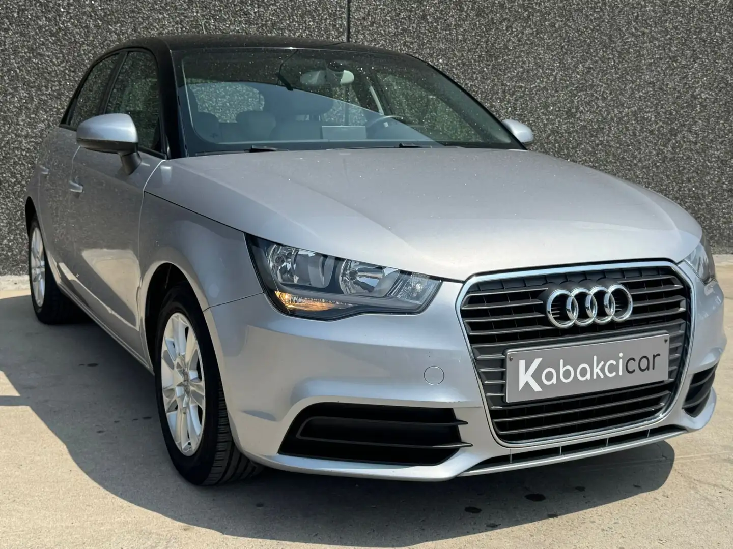 Audi A1 Sportback 1.4 TFSI Ambition/GPS/GARANTIE 12 MOIS Argent - 1