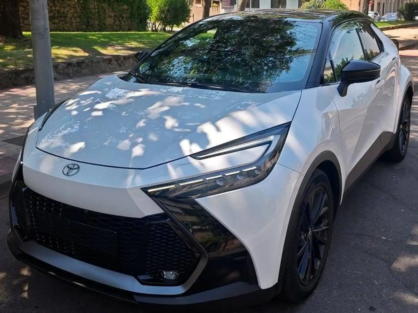 Toyota C-HR C-HR 220PH GR Sport GR Sport Blanco - 1