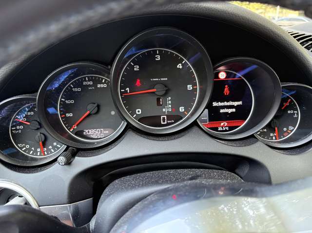 Porsche Cayenne Diesel Platinum Edition