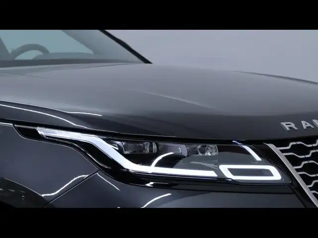 Land Rover Range Rover Velar view 9