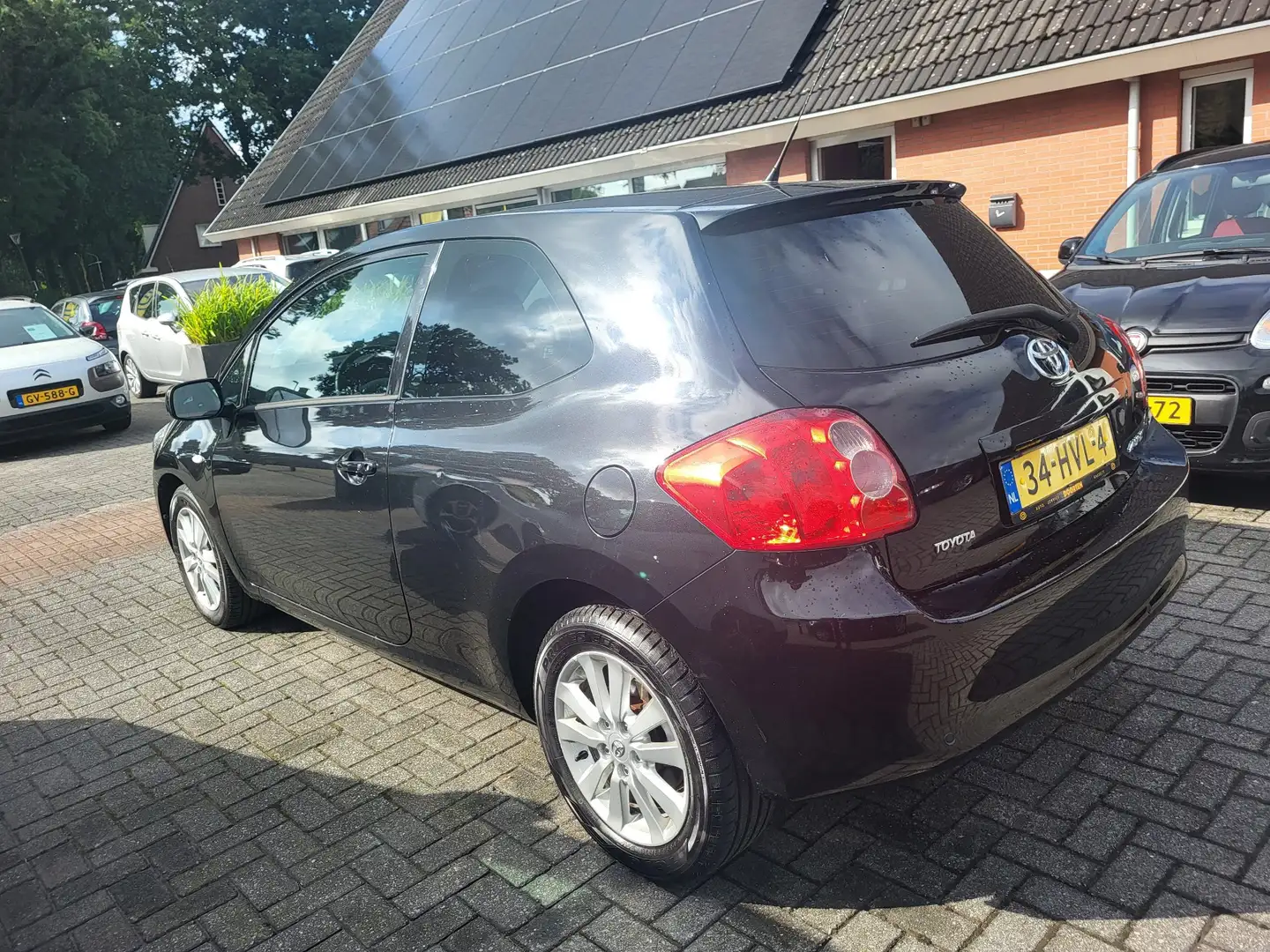 Toyota Auris 1.6-16V Luna Bns Zwart - 2