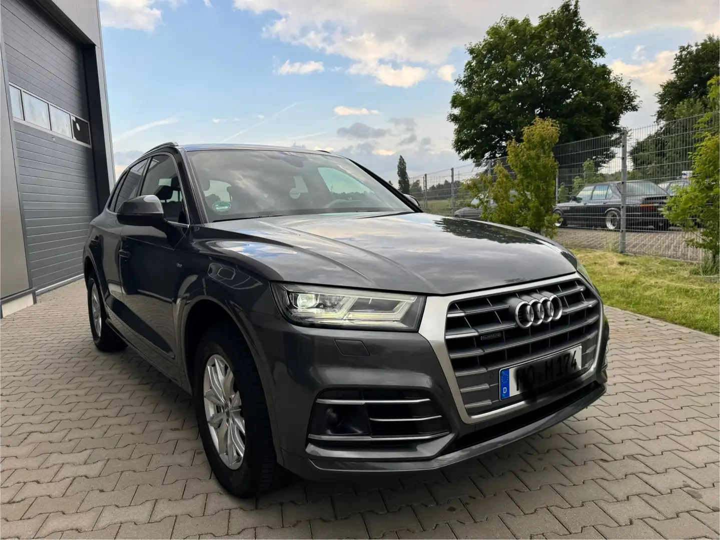 Audi Q5 Q5 45 TFSI quattro S tronic - Sline Packet Grau - 1