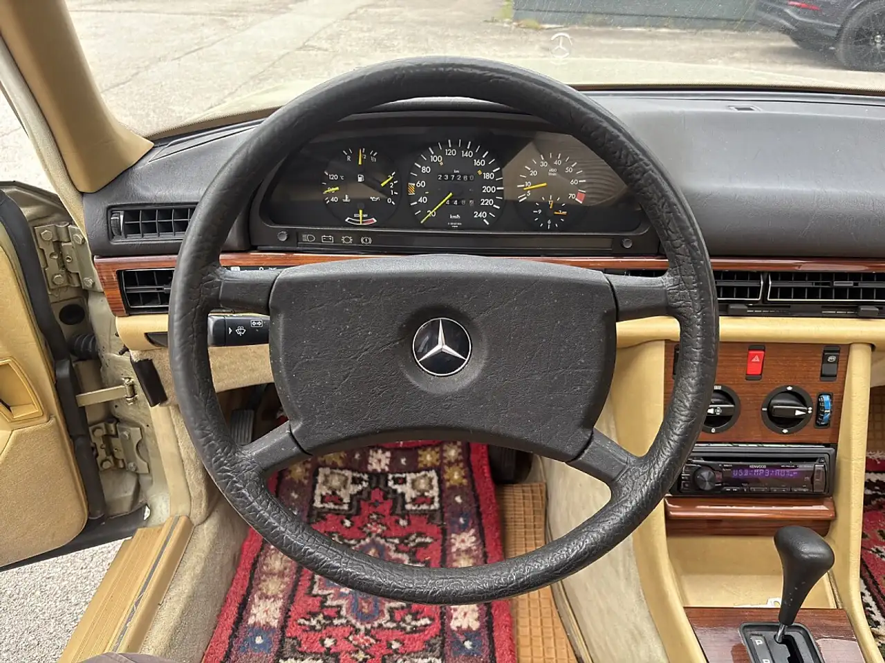 Mercedes-Benz 380 SE, Schiebedach, Technisch Neu aufgebaut, foto 9