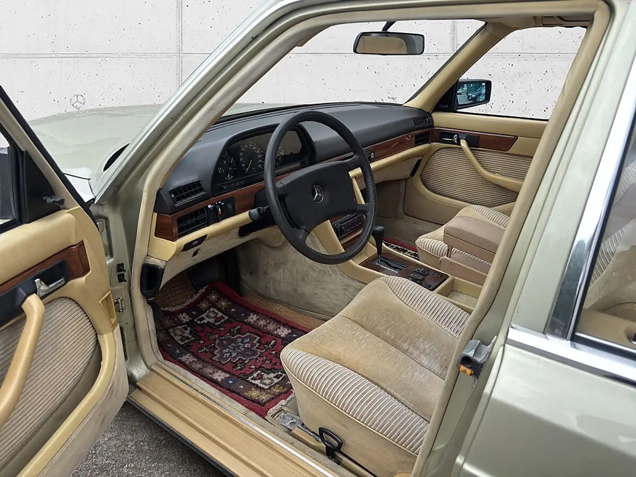 Mercedes-Benz 380 SE, Schiebedach, Technisch Neu aufgebaut, foto 6