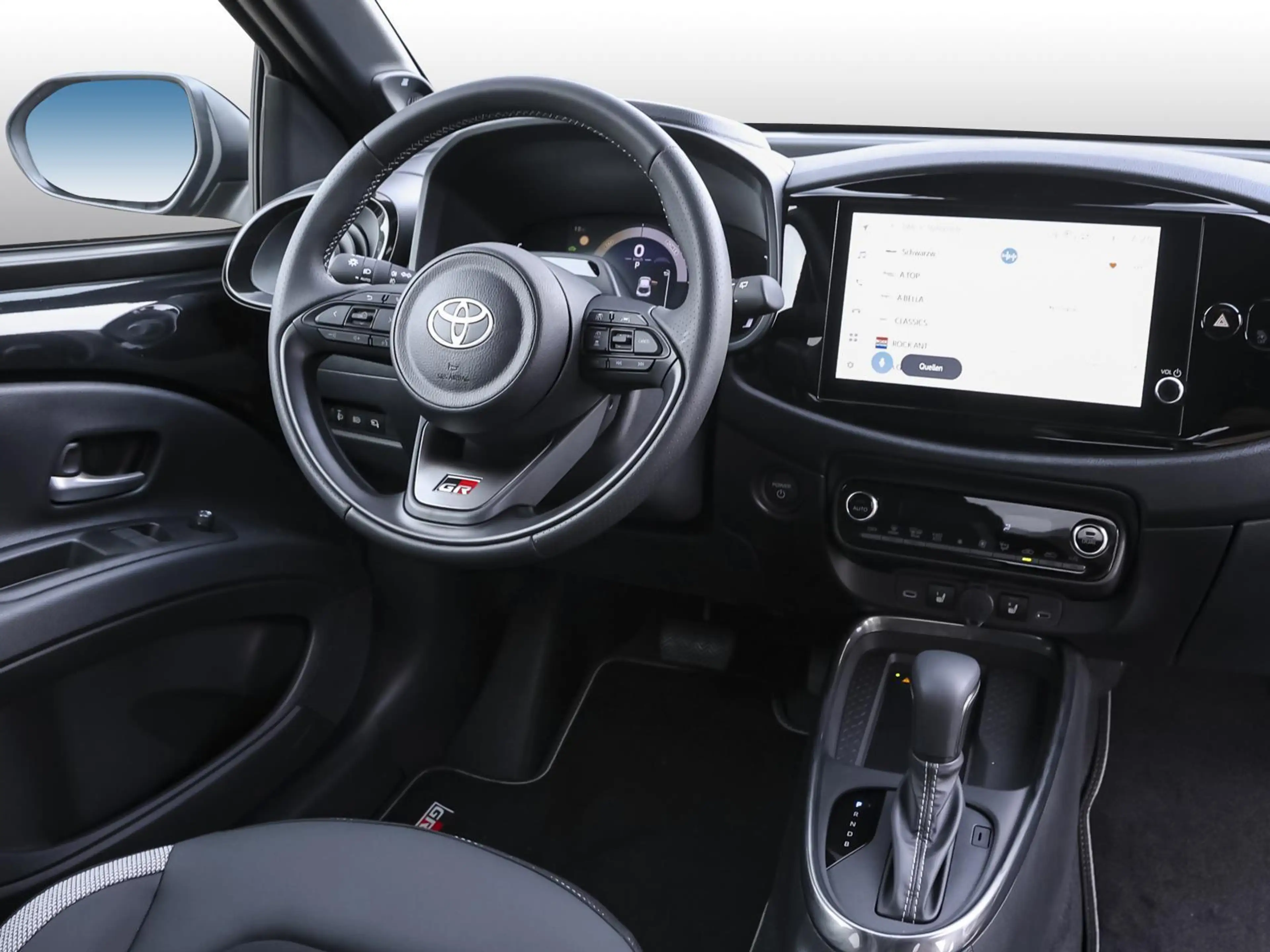 Toyota Aygo X GR SPORT NAVI SHZ PDC KLIMA LM-Felgen BT — photo 5
