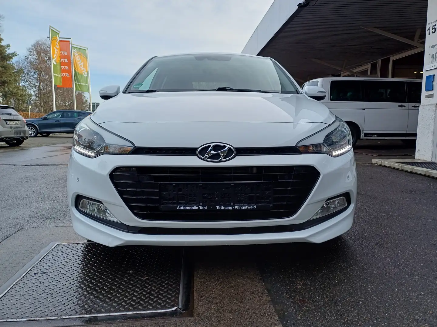 Hyundai i20 blue Style Weiß - 2