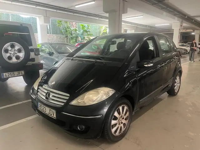 Mercedes-Benz A 200