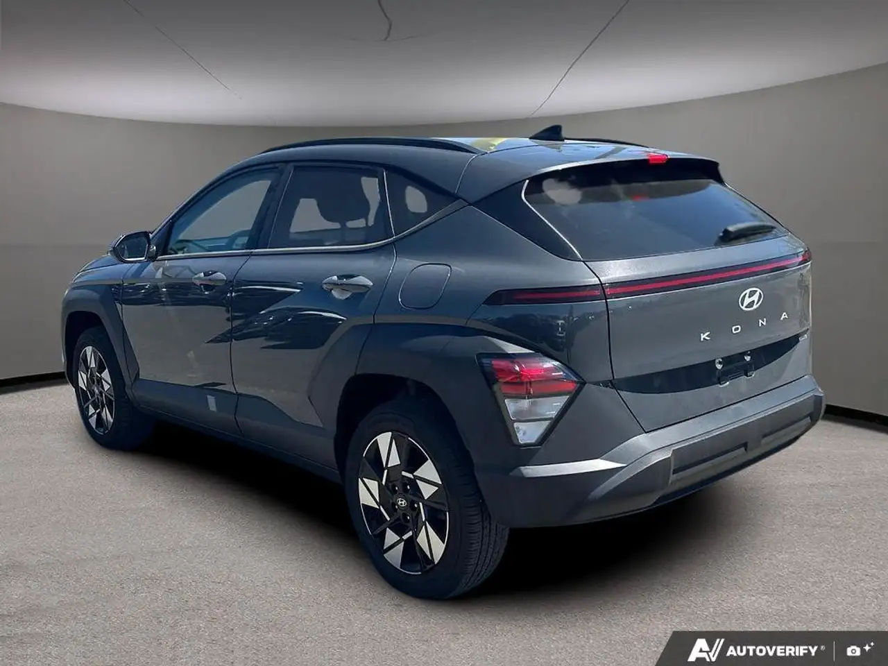 Hyundai KONA снимка Hyundai KONA