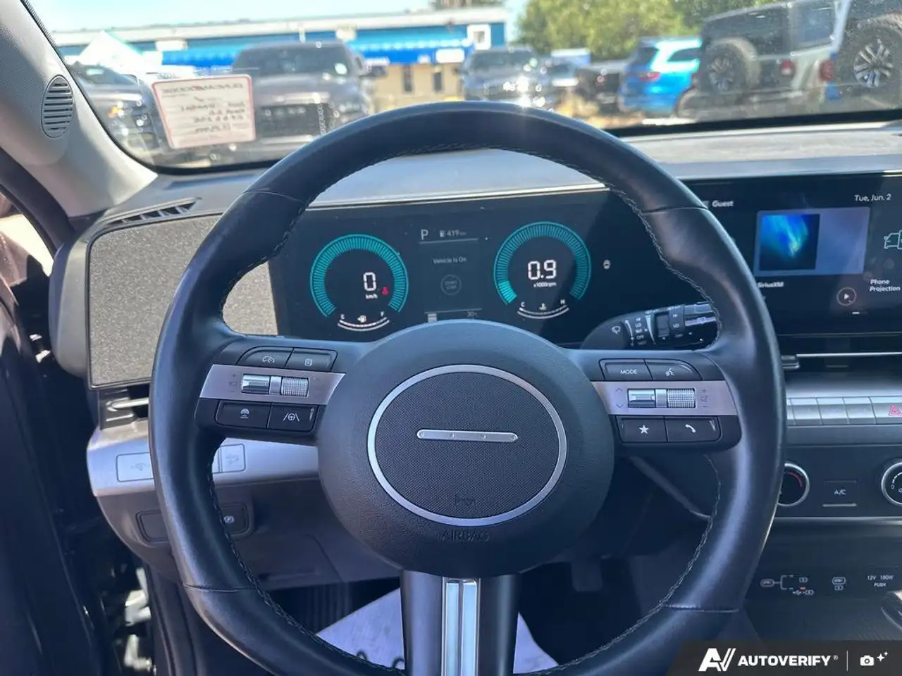 Hyundai KONA снимка Hyundai KONA
