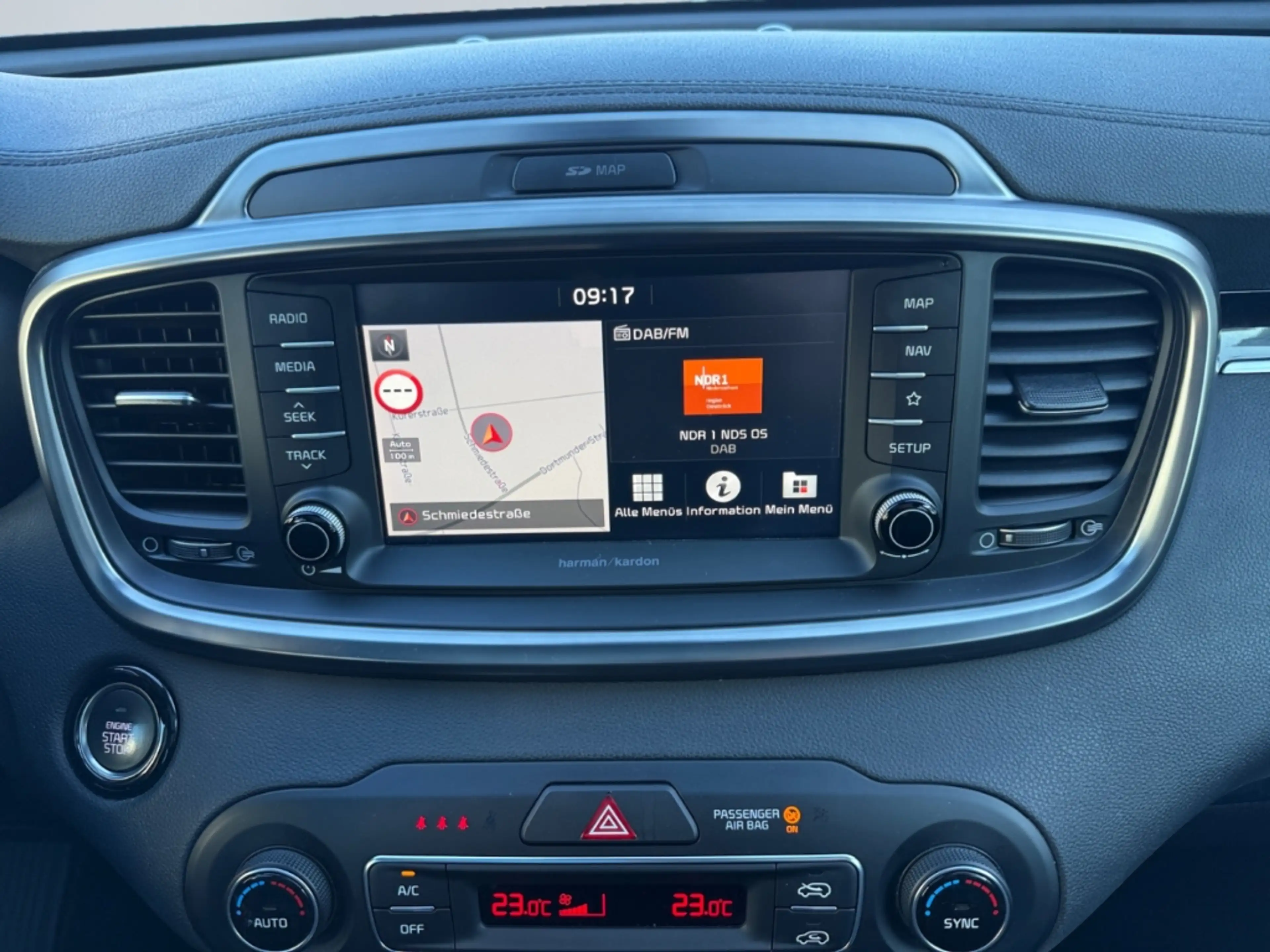 Kia Sorento 2. GT-Line *4x4*LED*360°*Tempo*SHZ*Klima* — photo 15