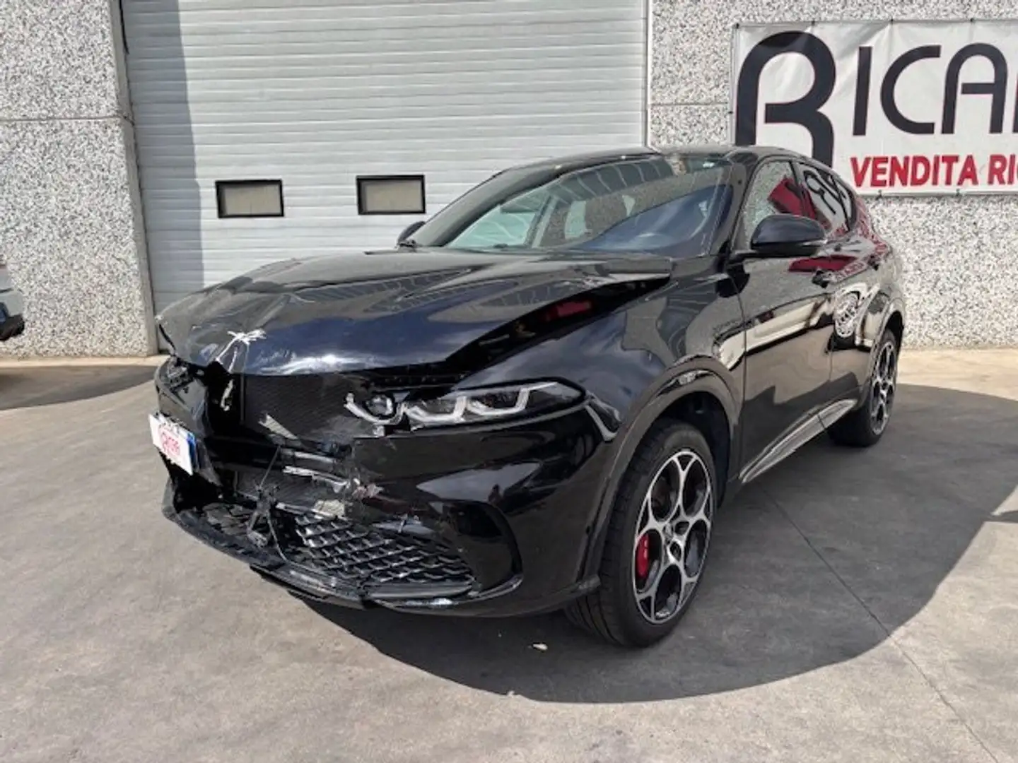 Alfa Romeo Tonale Tonale 1.3 phev Veloce Q4 280cv at6 Zwart - 2