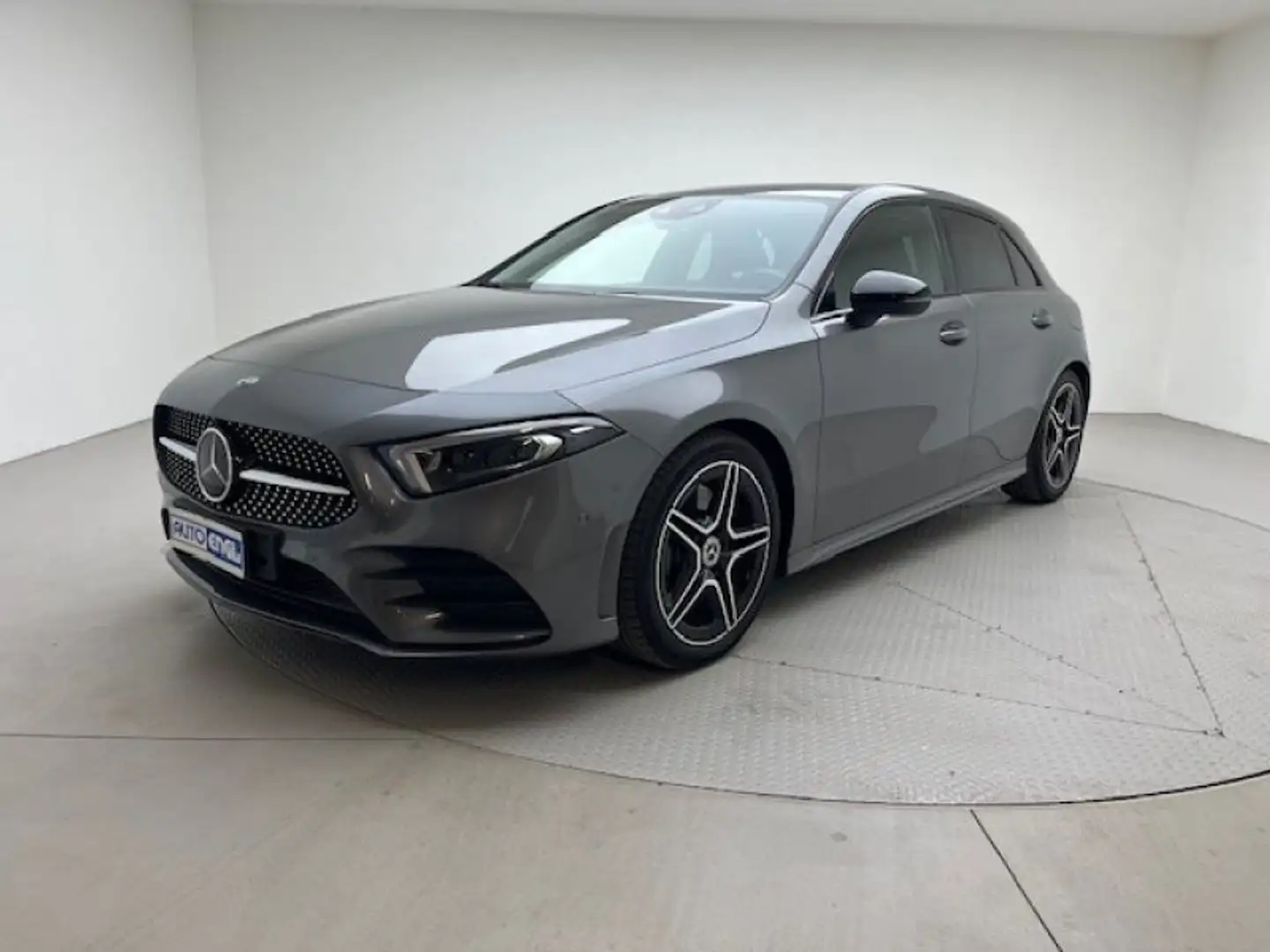 Mercedes-Benz A 250 224 PS 4Matic AMG Grigio - 1