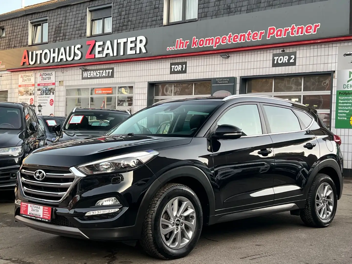 Hyundai TUCSON Style 2WD*TÜV*INS* Schwarz - 1