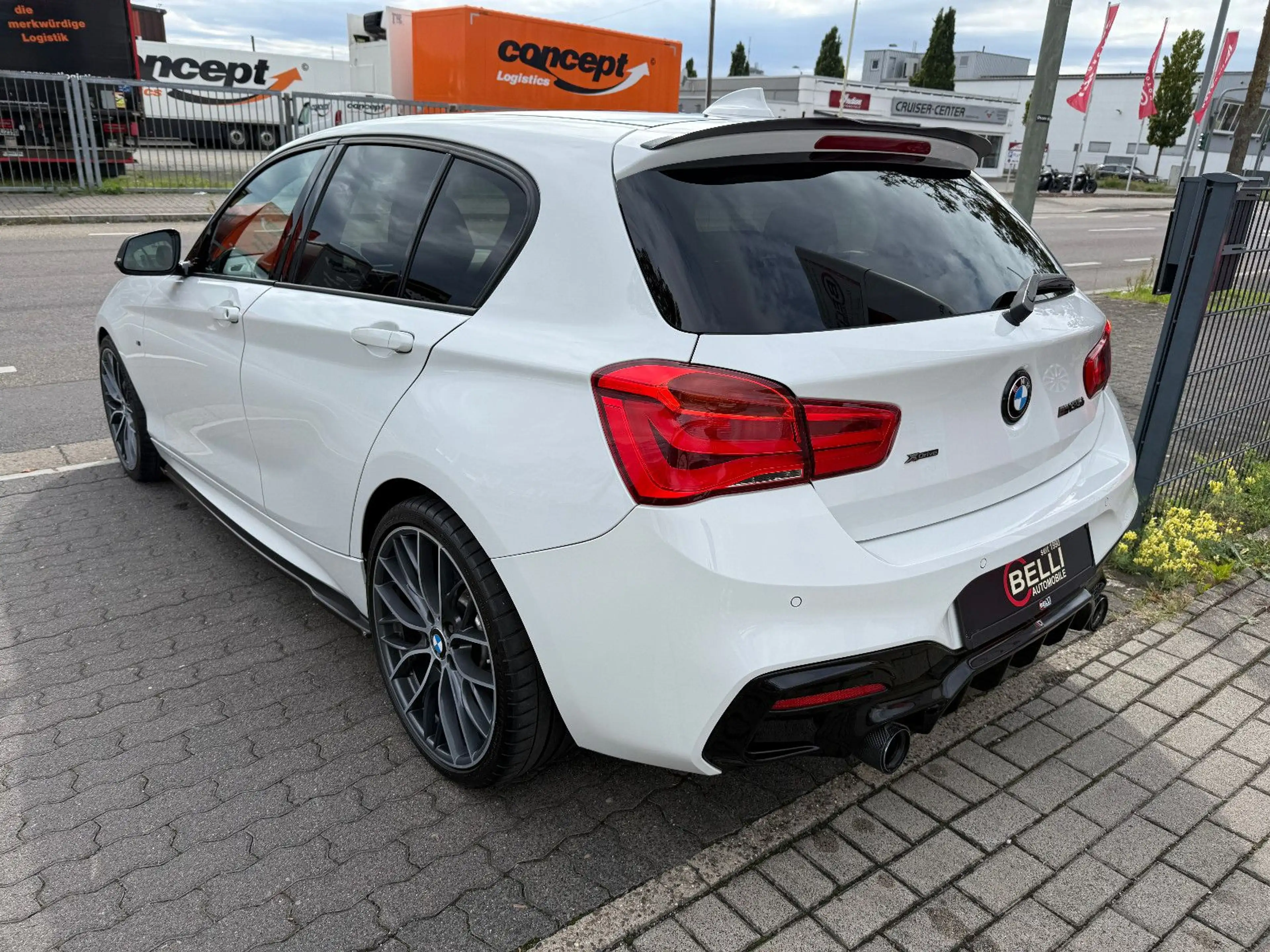 BMW 135 i xDrive Sport-Aut HK M-P.-AGA FINANZIERUNG — photo 7