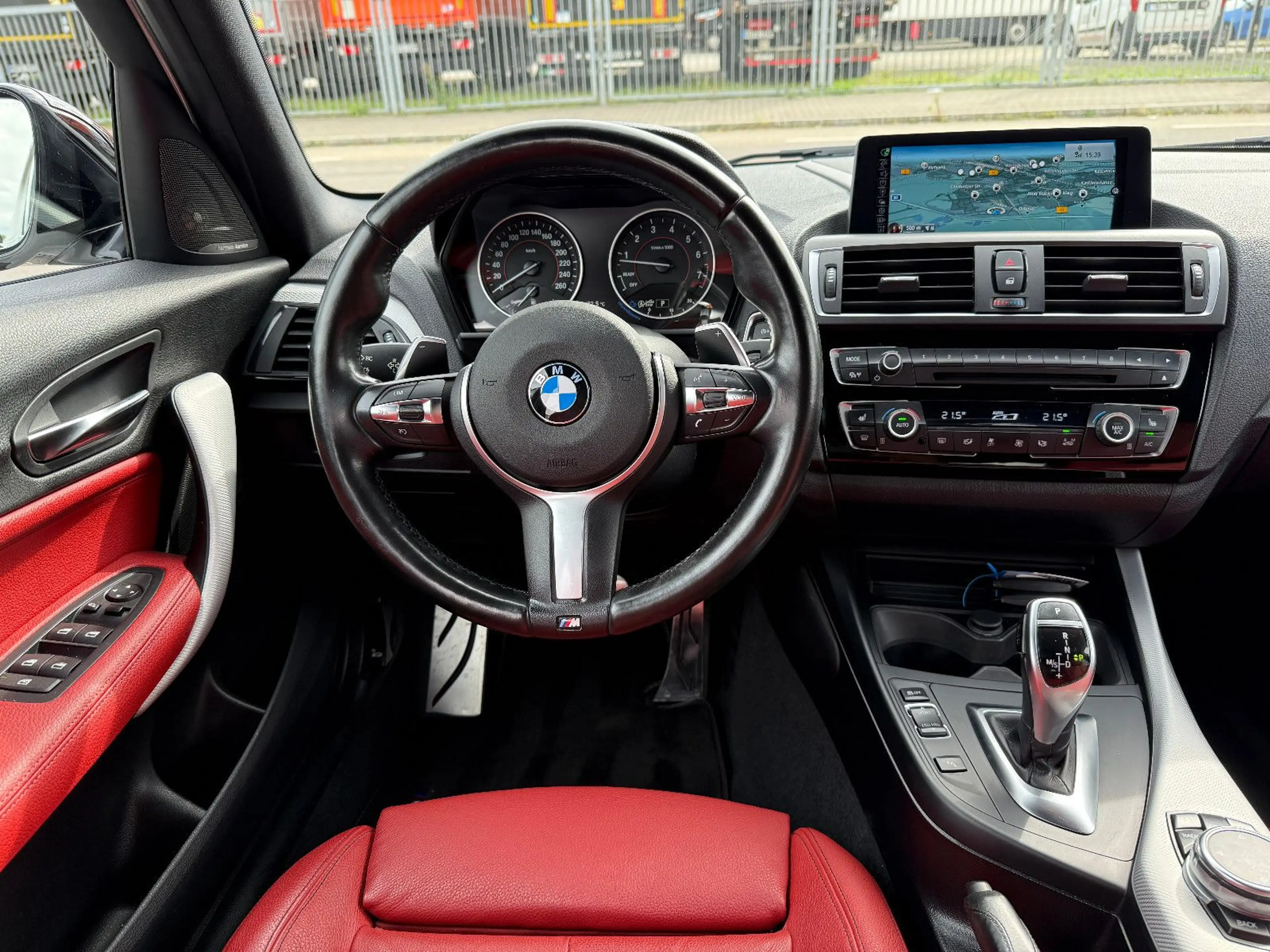 BMW 135 i xDrive Sport-Aut HK M-P.-AGA FINANZIERUNG — photo 15