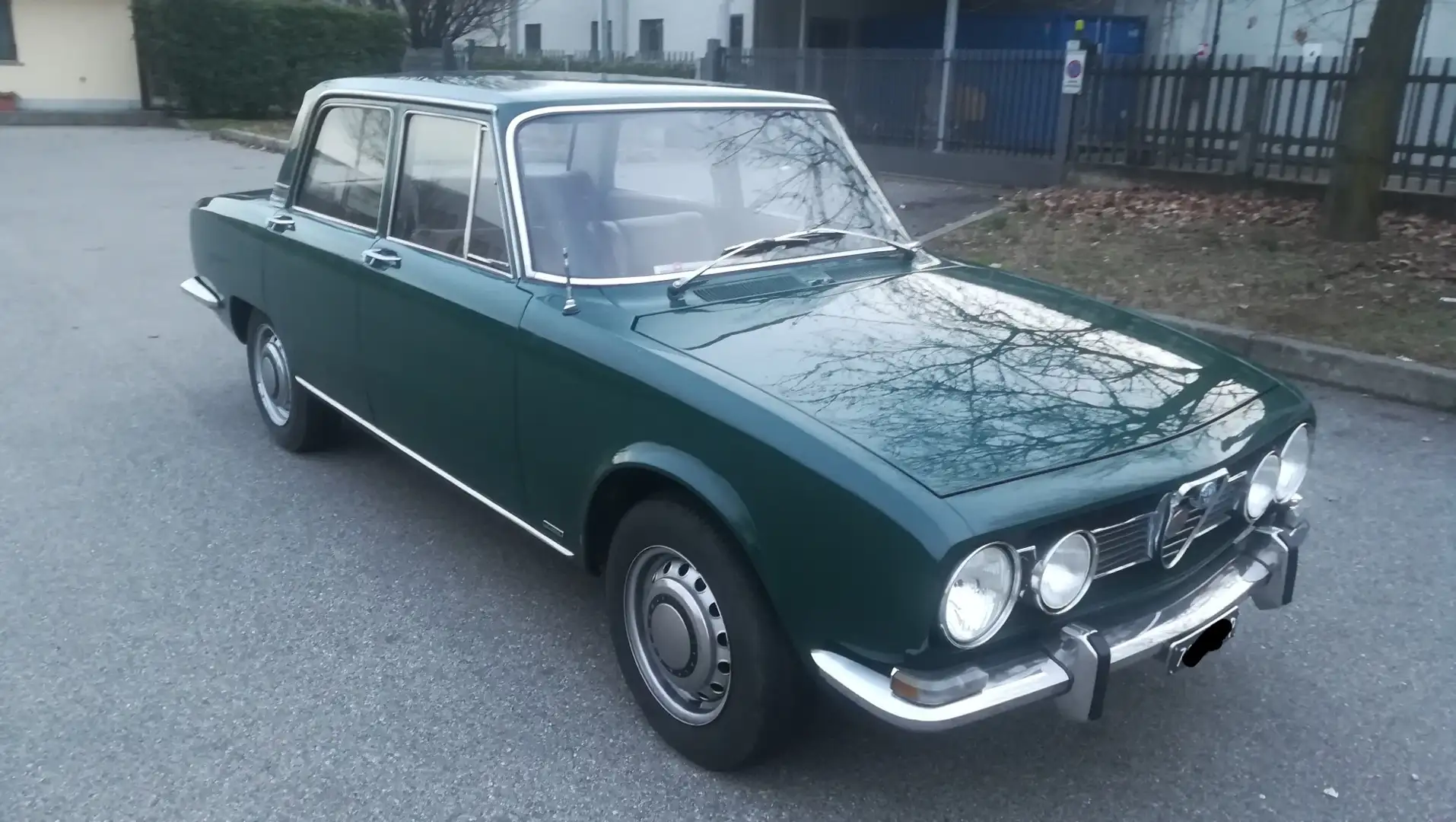 Alfa Romeo 1750 Zelená - 1