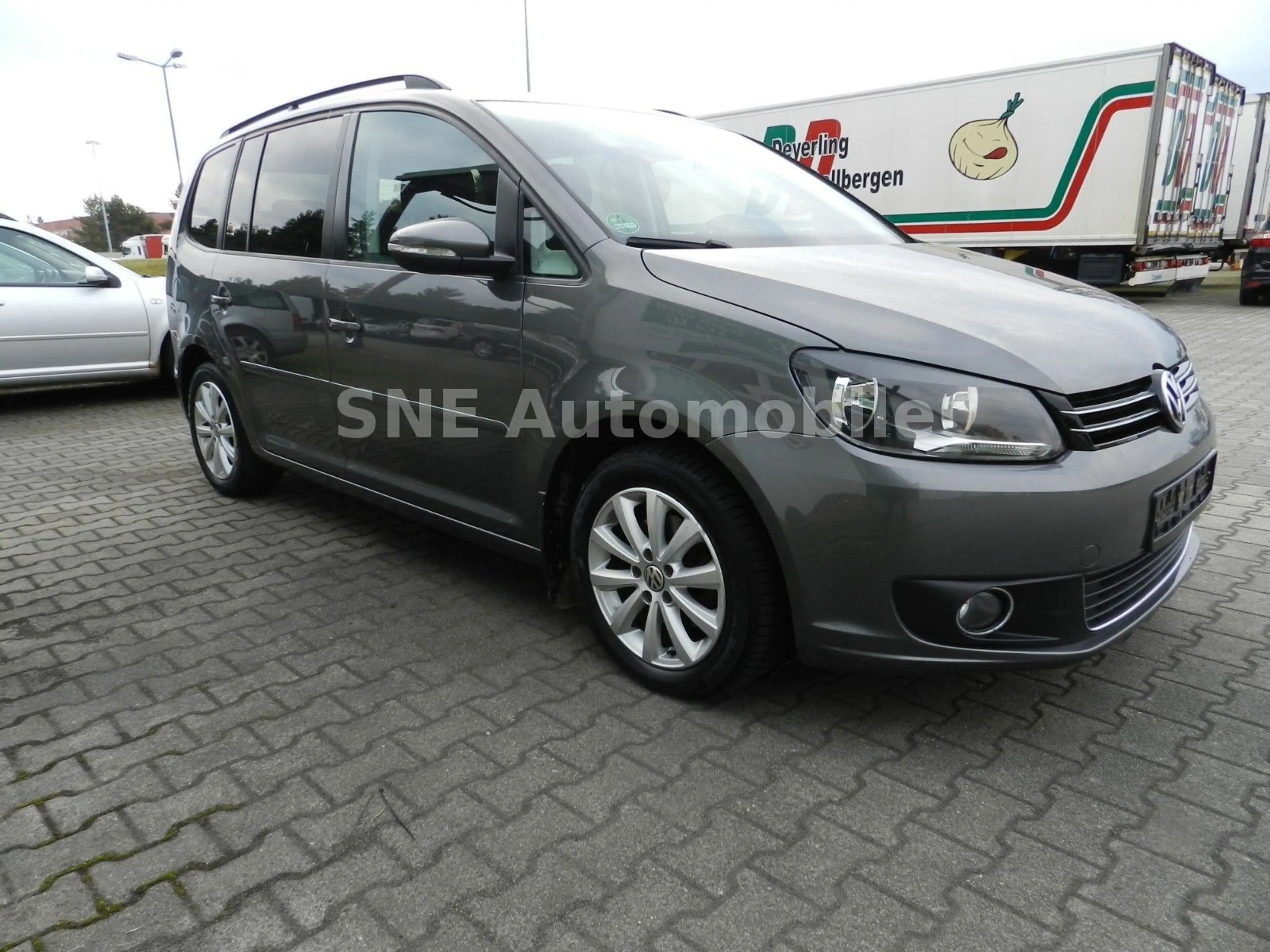 Volkswagen Touran Comfortline BMT — photo 4