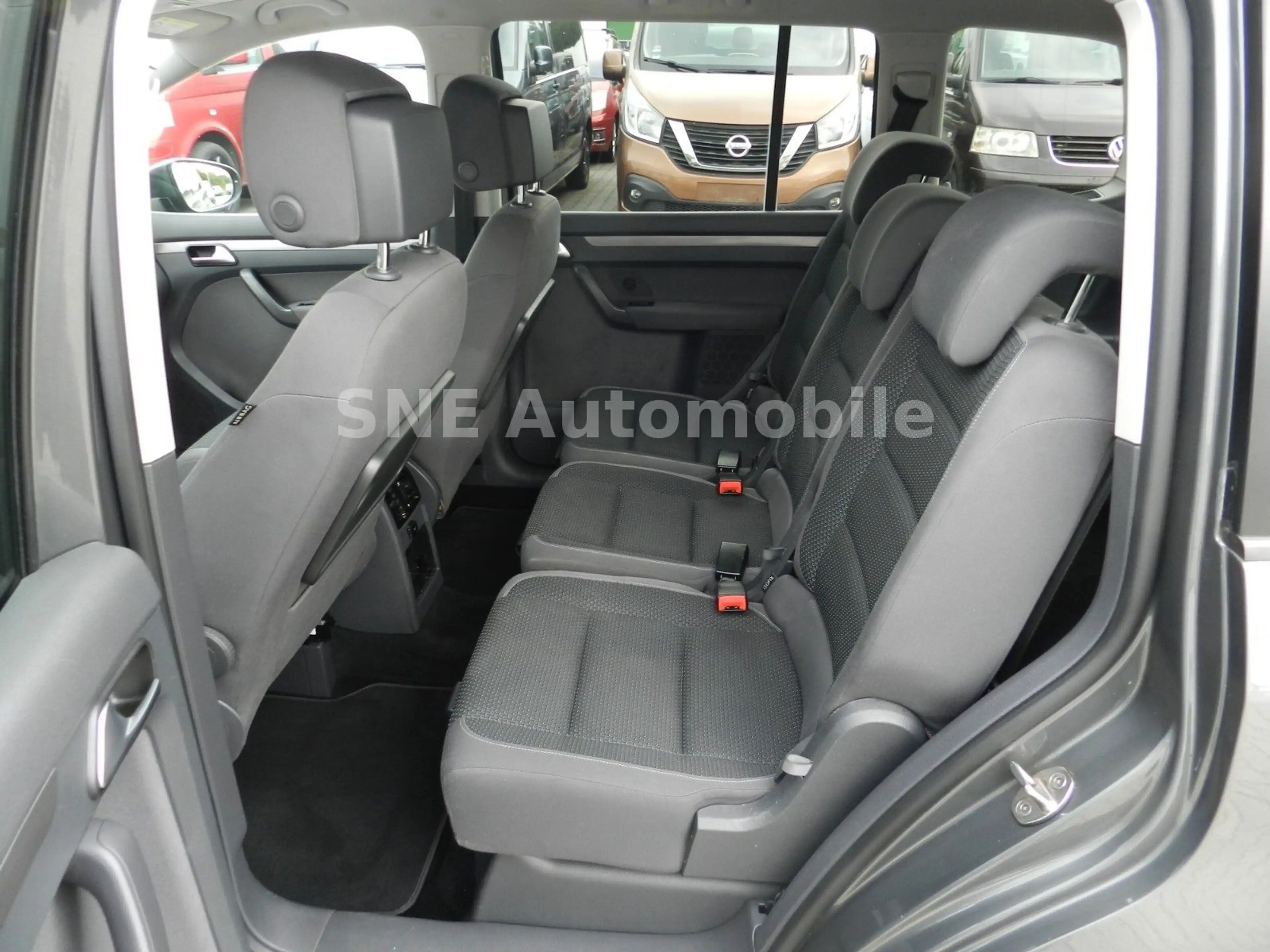 Volkswagen Touran Comfortline BMT — photo 14