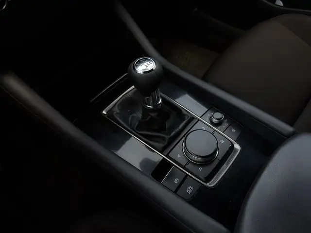 Mazda Mazda3 view 10