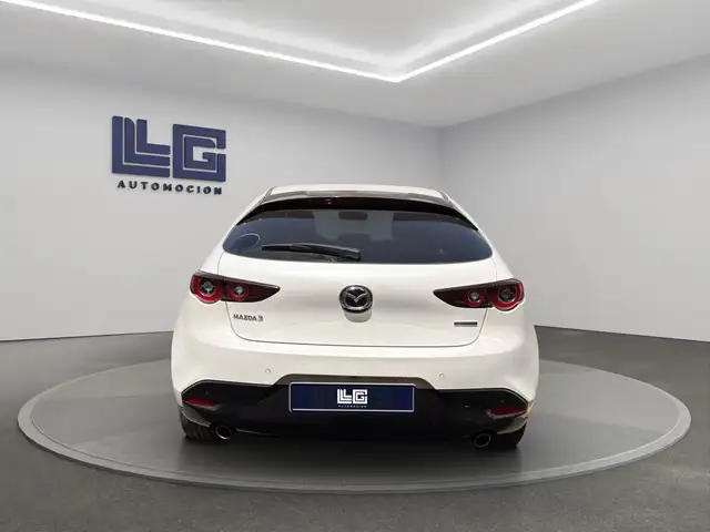 Mazda Mazda3 view 6