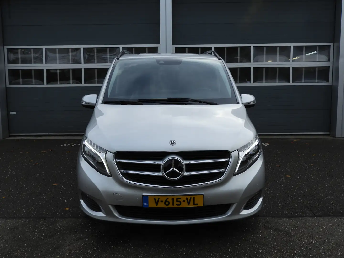 Mercedes-Benz V 250 250d Lang DC Avantgarde Zilver - 2
