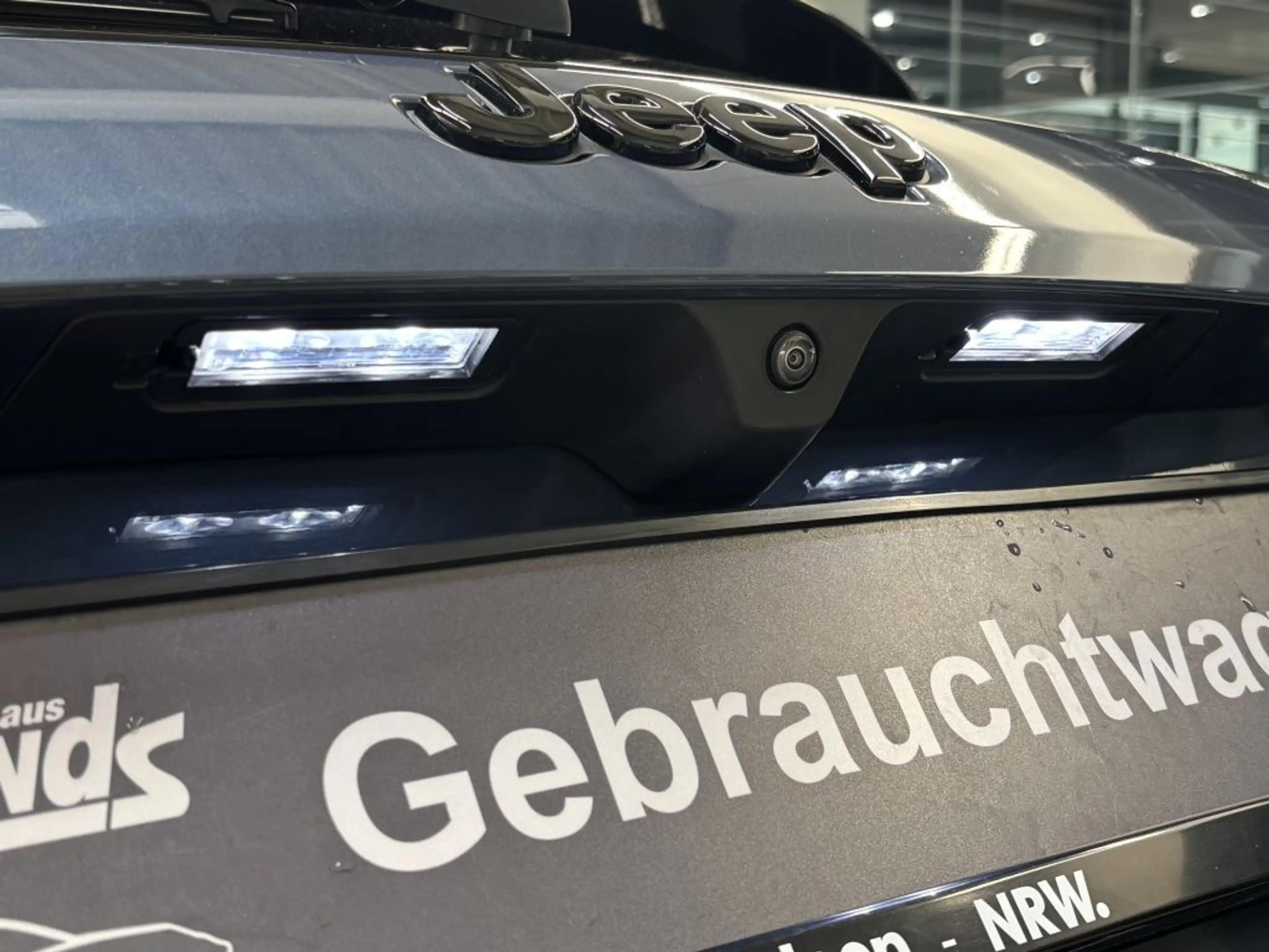 Jeep Compass 1.5 GSE T4 48V e-Hybrid AUTOMATIK S WINTER-Pkt. PD — photo 8